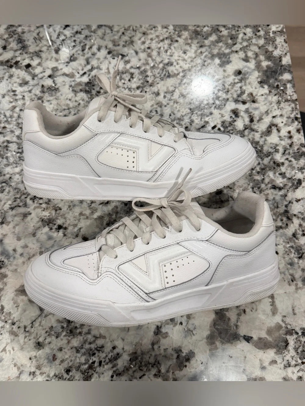 Vans Hylane Leather (White) - Men’s 10.5 US